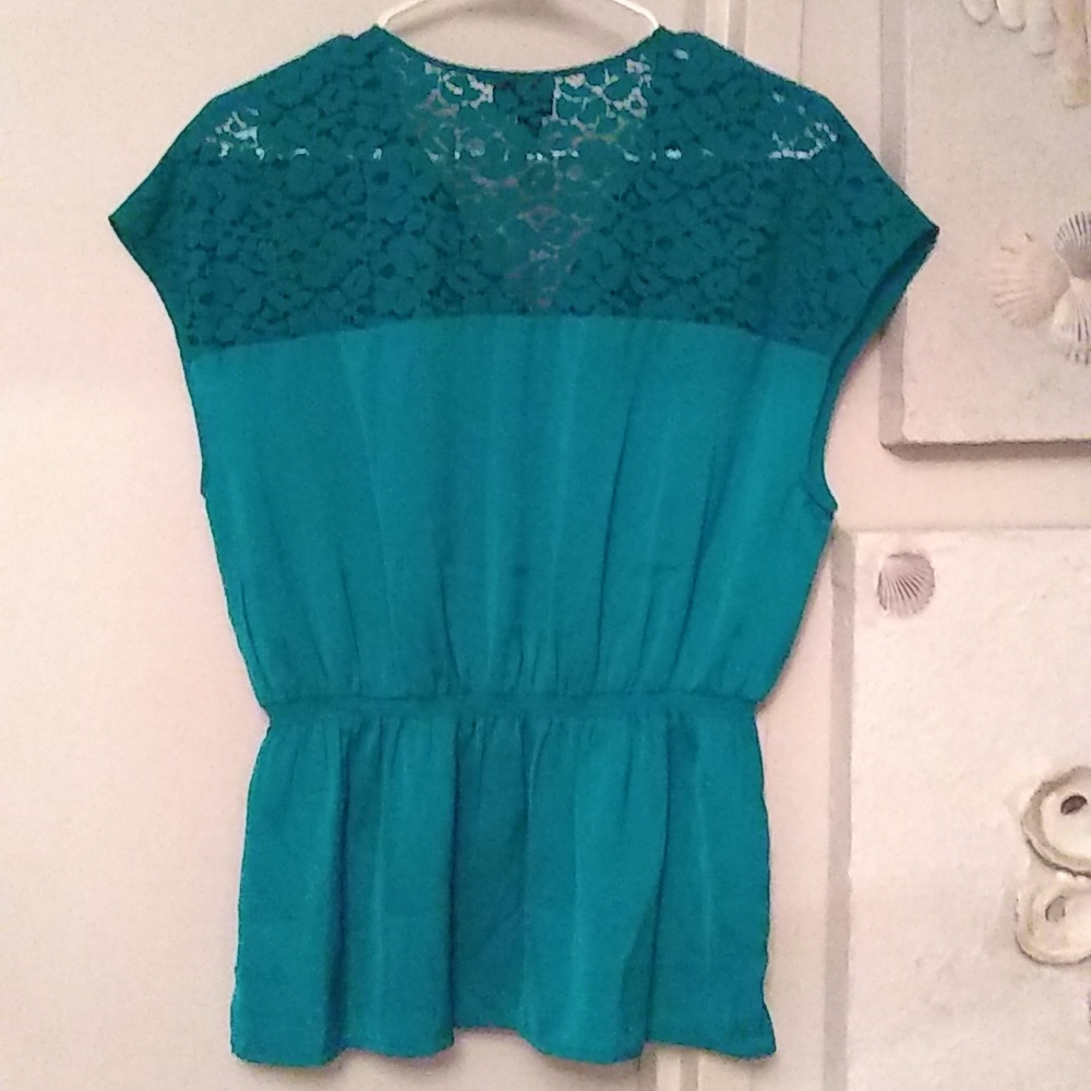 Mossimo Top L - image 3